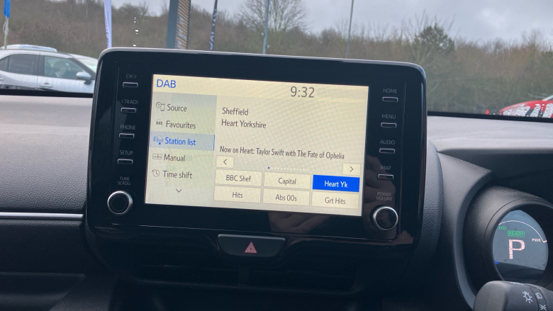 Toyota Yaris 1.5 Hybrid Design 5dr CVT Hybrid Hatchback